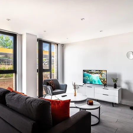 Modern 3 Bedroom Manchester Apartment Extérieur photo